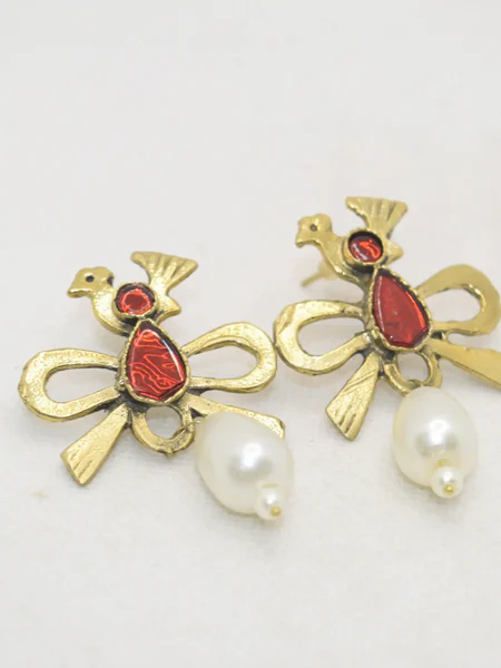 Cute Small Gold Earrings Designs 01