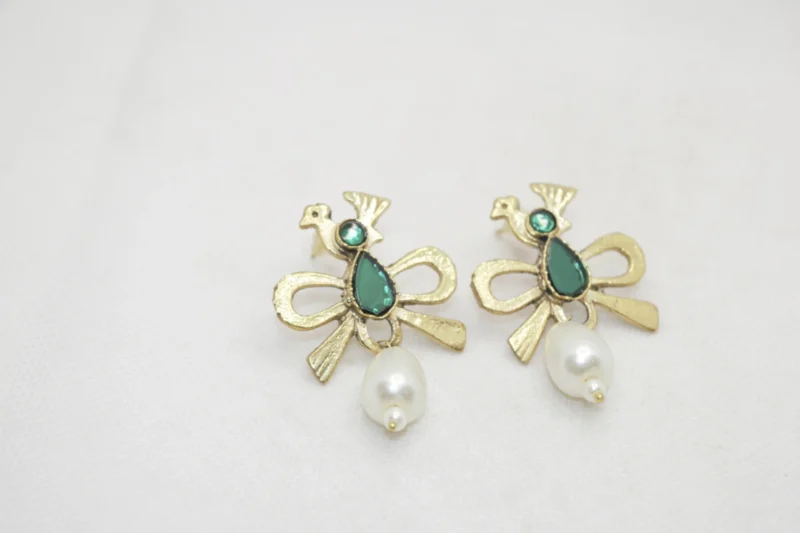 Cute Small Gold Earrings Designs 01
