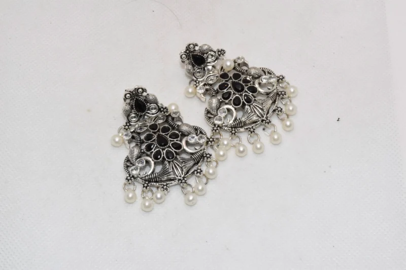 Silver Antique Earrings - Drop Earrings -01