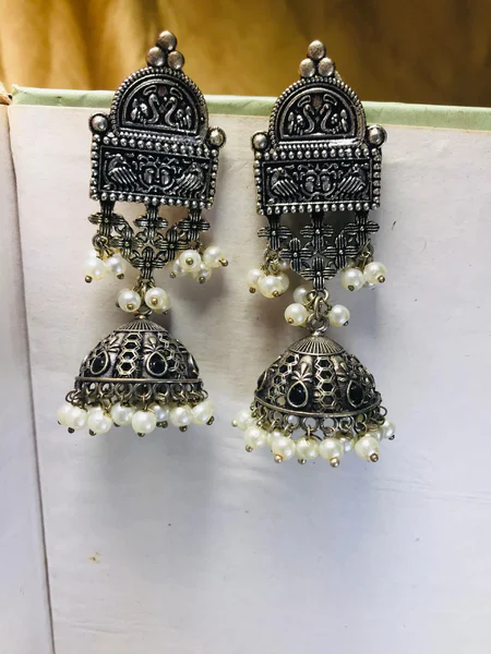 Silver Earrings - Swan Love Beauty