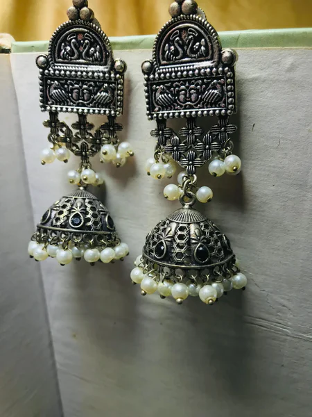 Silver Earrings - Swan Love Beauty