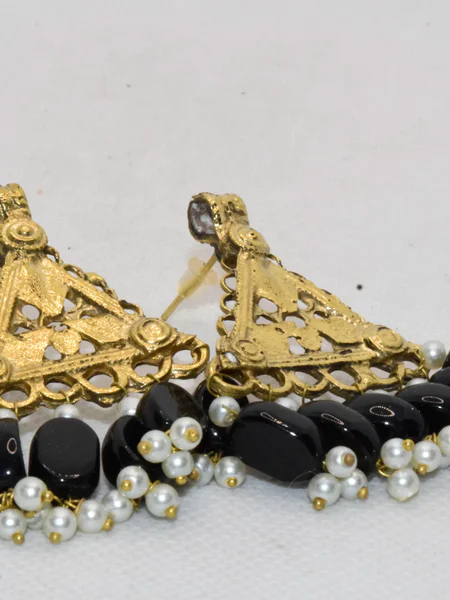 Small Triangle Earrings (3)