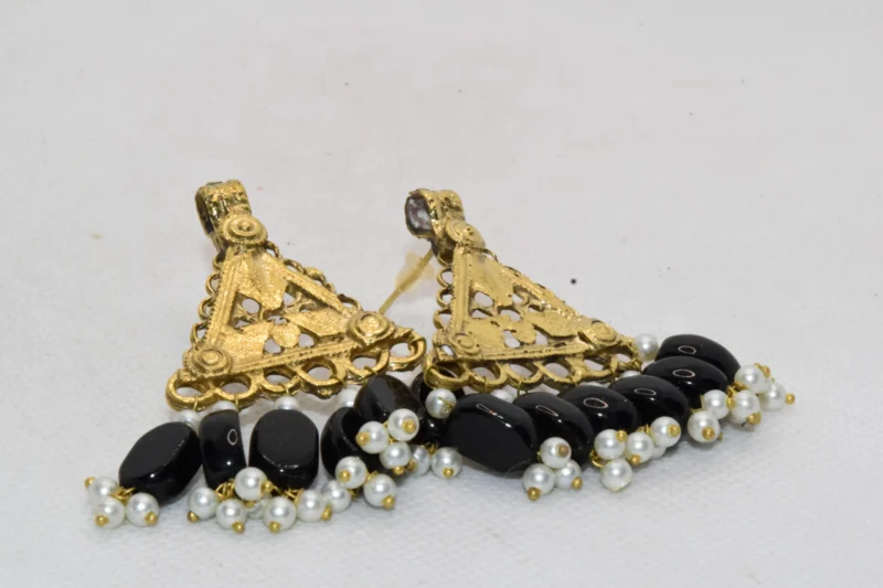 Small Triangle Earrings (3)