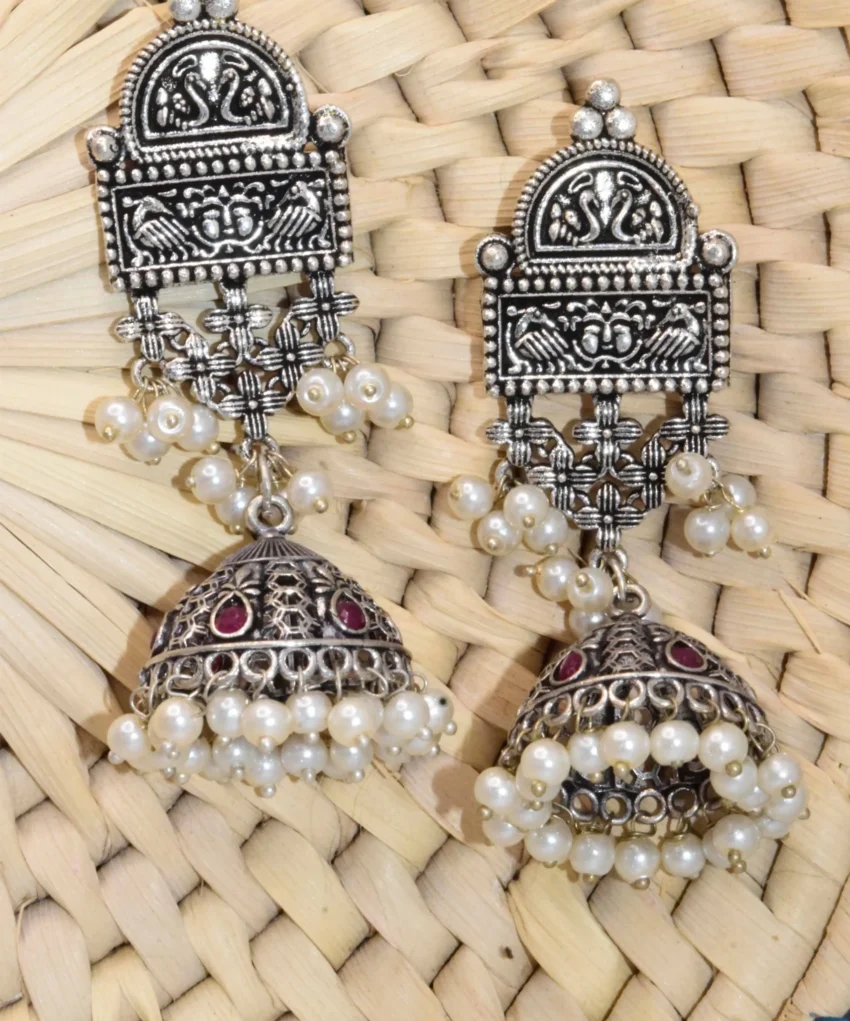 Swan Love Silver Earrings