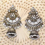 White Pearl Kundan Earrings with Sahara (4)