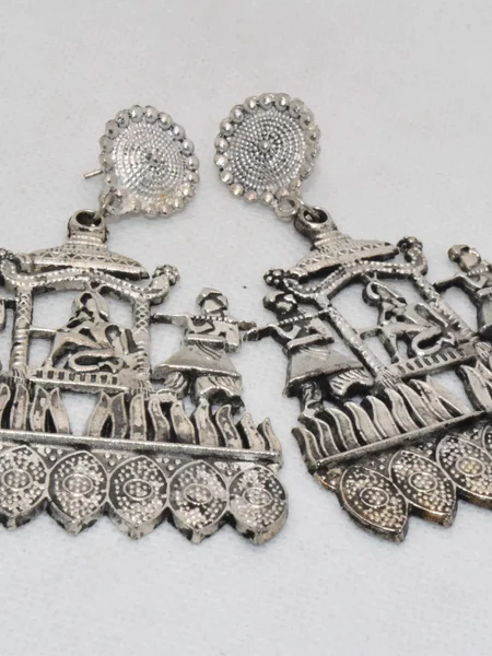 Palki Earrings