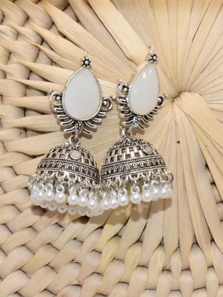 silver jhumke