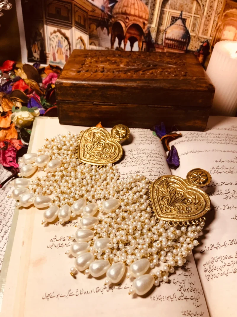 Antique Gold White Long Beads Earrings