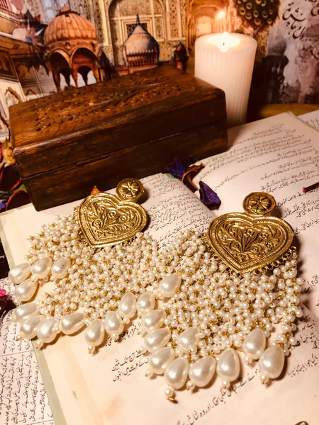Antique Gold White Long Beads Earrings
