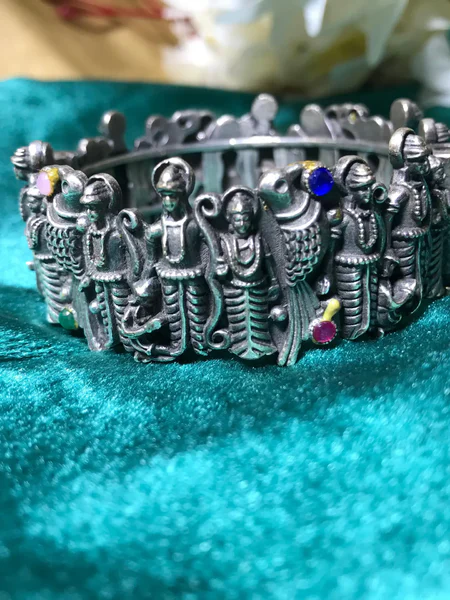Antique Kada