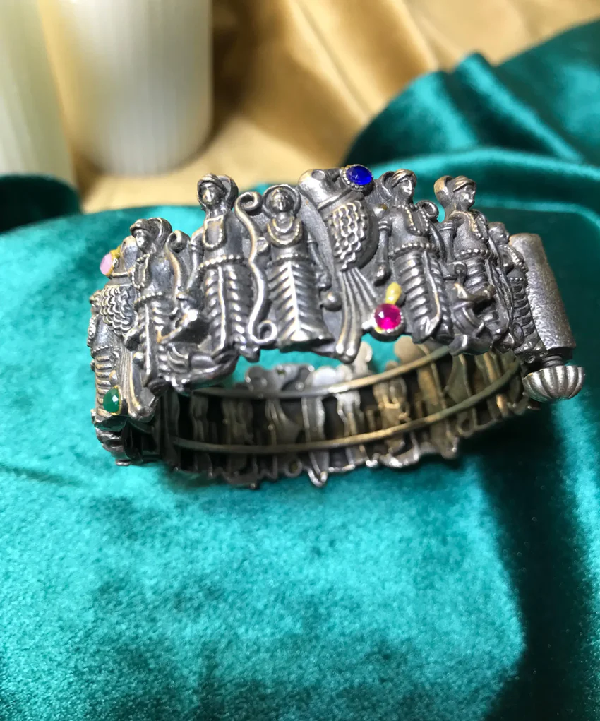 Antique Kada