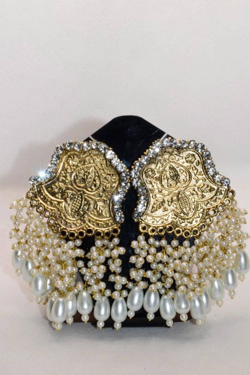 Antique White Beads Earrings -0