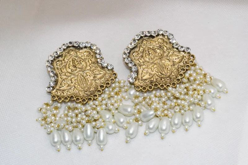 Antique White Beads Earrings