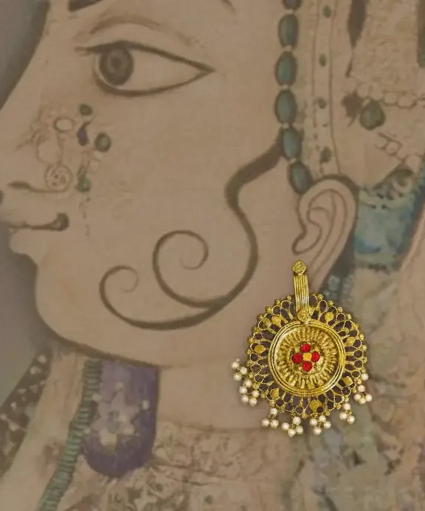 Red boho earrings - Antique Jewelry