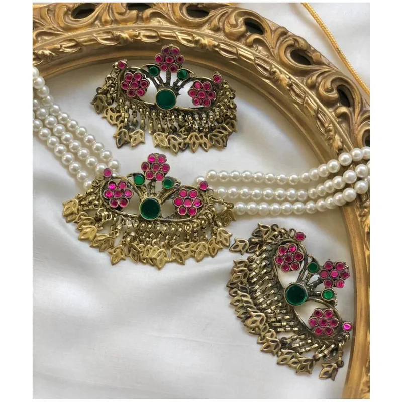 Gold Antique Necklace Set