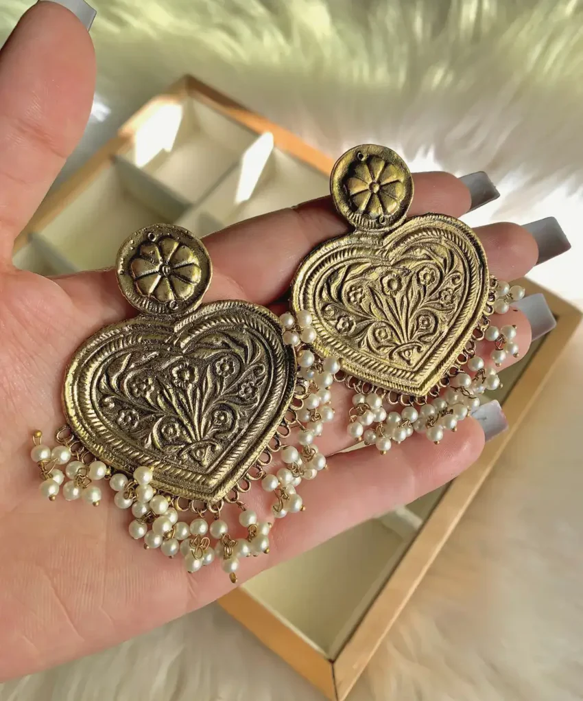 Gold-Fine-Handcrafted-Earrings (1)