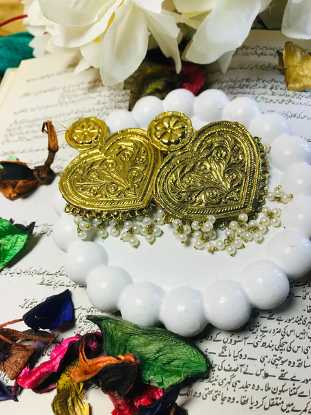 Gold-Fine-Handcrafted-Earrings (1)