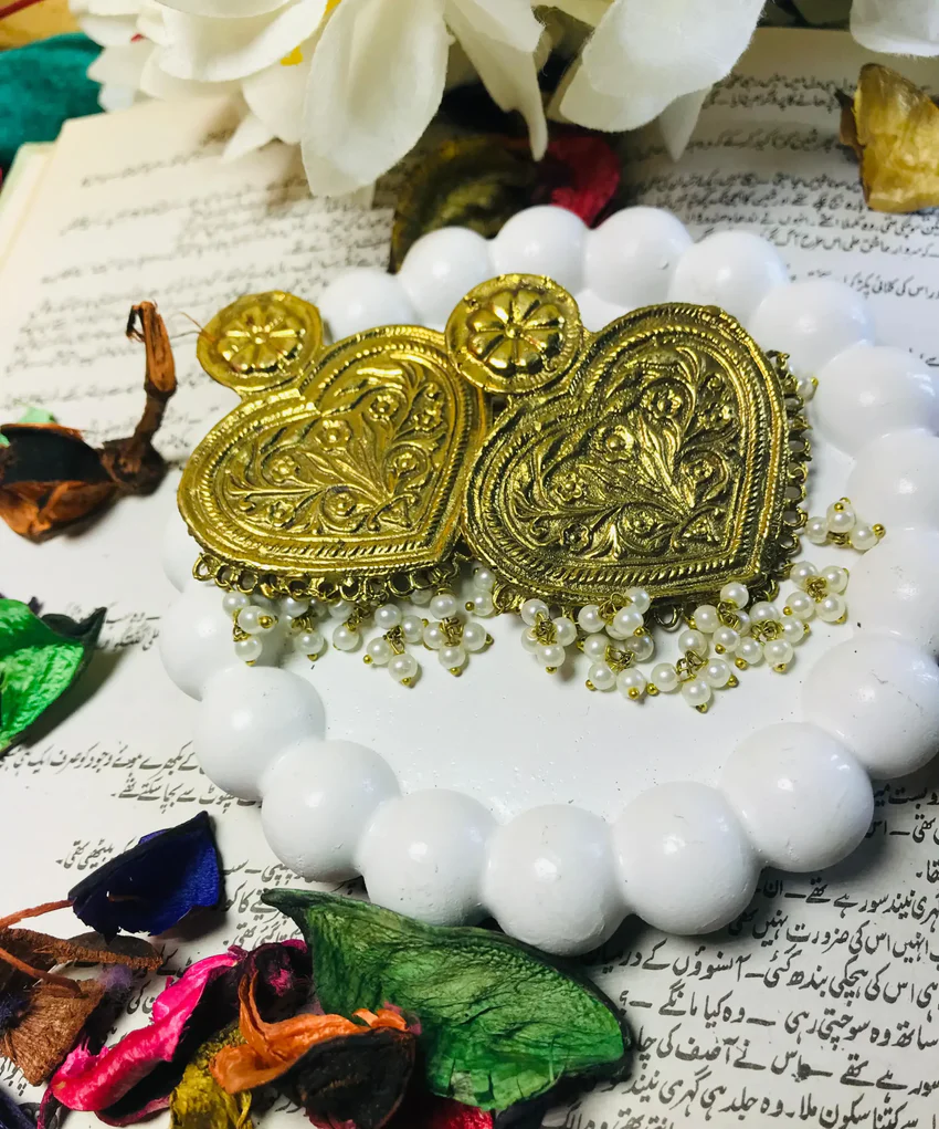 Gold-Fine-Handcrafted-Earrings (1)
