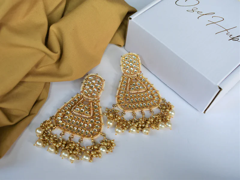 Gold Kundan Earrings (2)