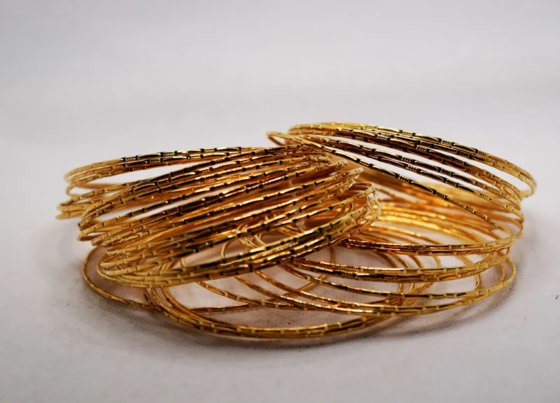 Gold Metal Bangles for Women (2)