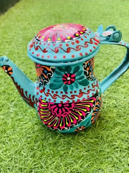 Hand Painted Chainak (1)