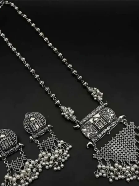 Long Mala - Antique Jewelry in Pakistan
