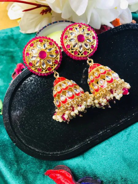 Lovely Jhumka Pearl Kundan Earrings