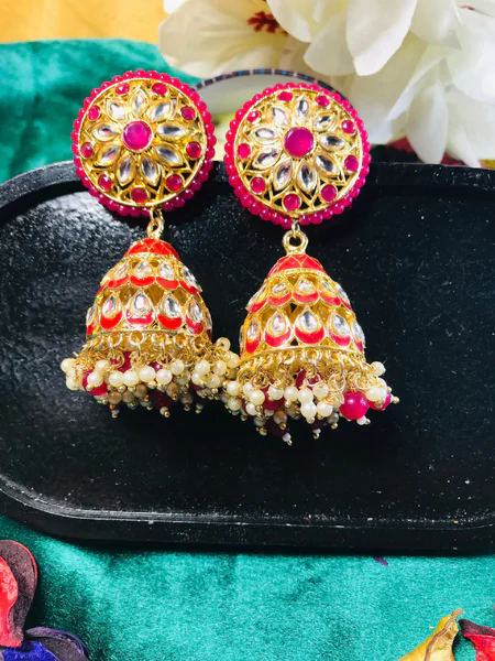 Lovely Jhumka Pearl Kundan Earrings