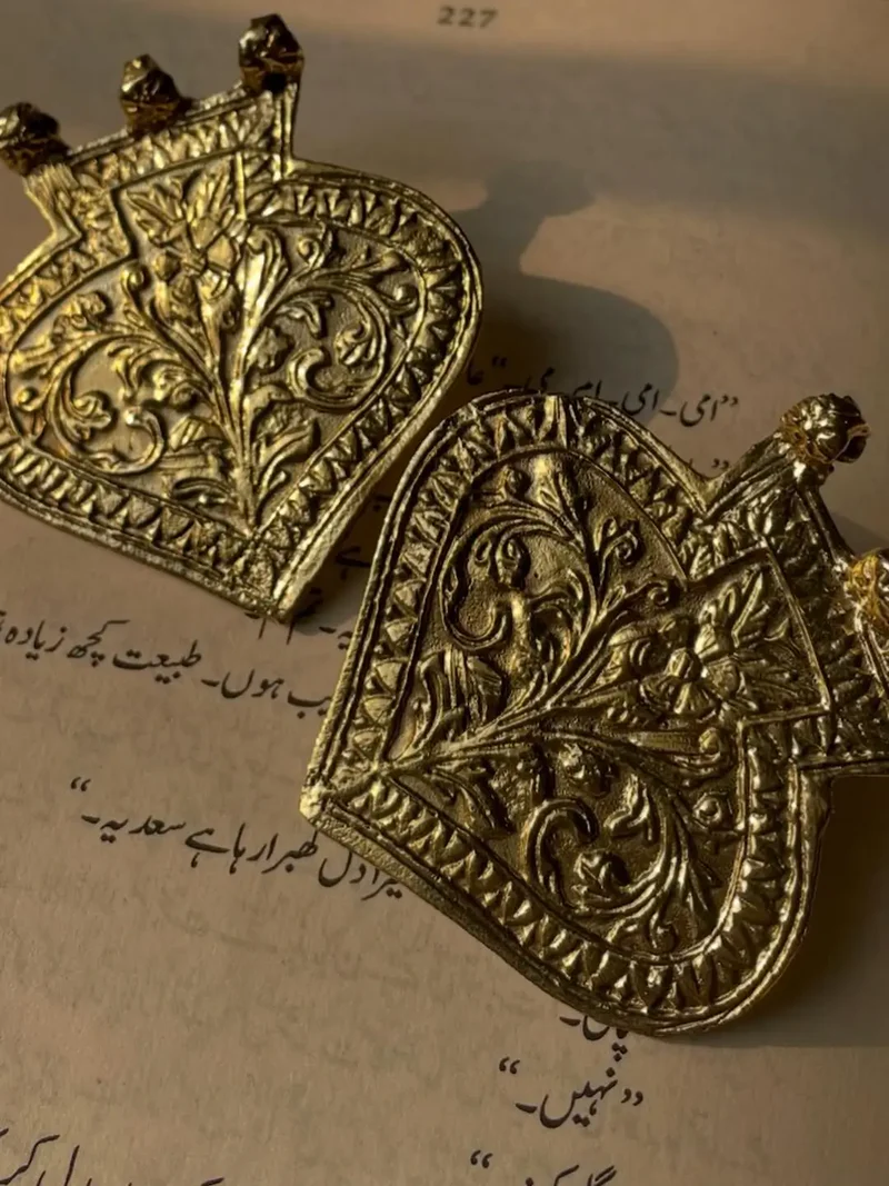 Pan Patta Gold Earrings Design