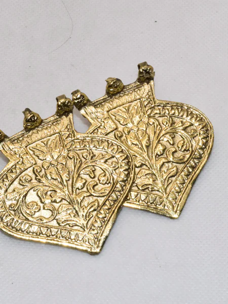 Pan Patta Gold Earrings Design
