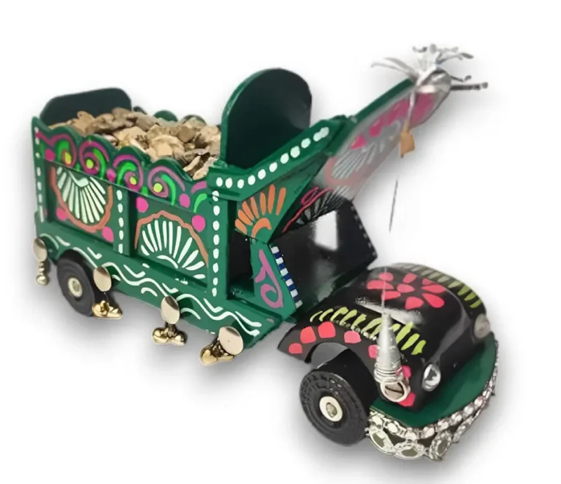 Traditional Truck Art Design (1)