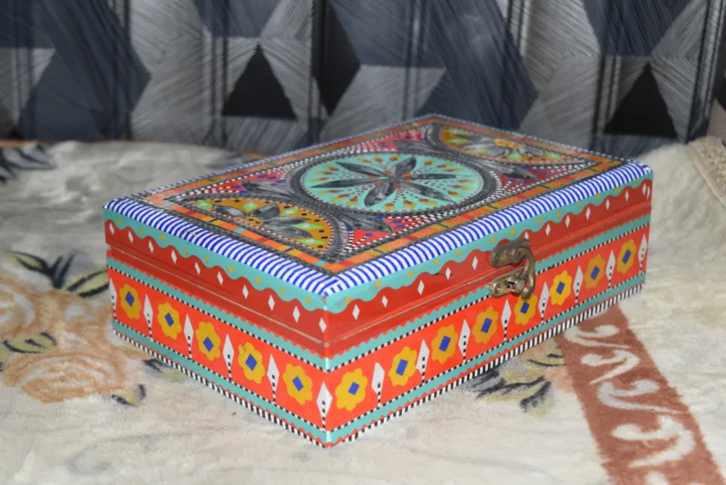 modern jewelry box (1)