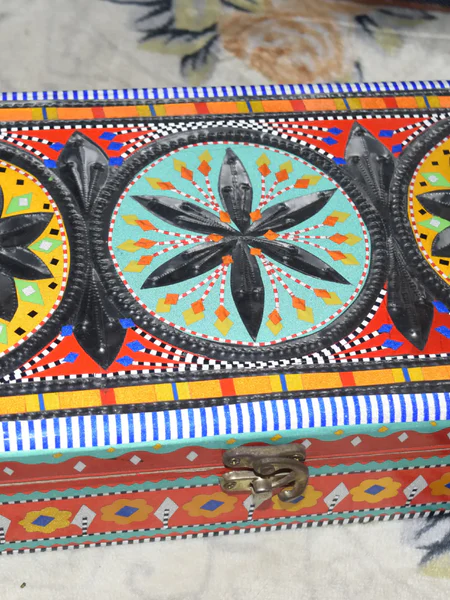 modern jewelry box (1)