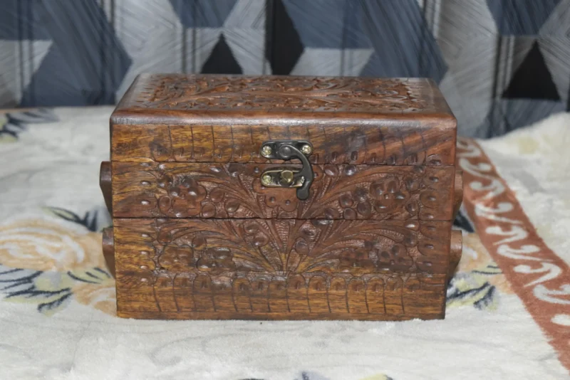 wooden jewelry box (1)