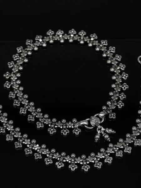 Cute Silver Payal Design