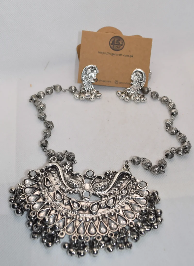 Latest Mala Set Design