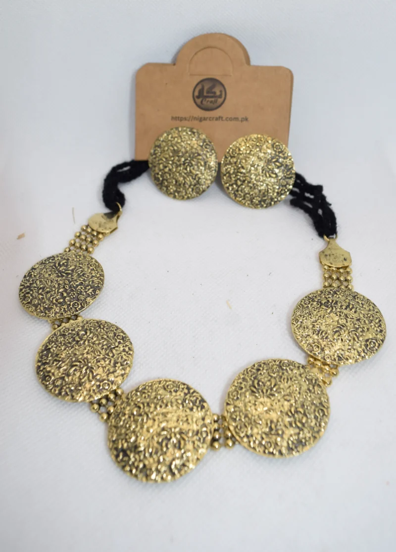 Antique Gold Choker Necklace