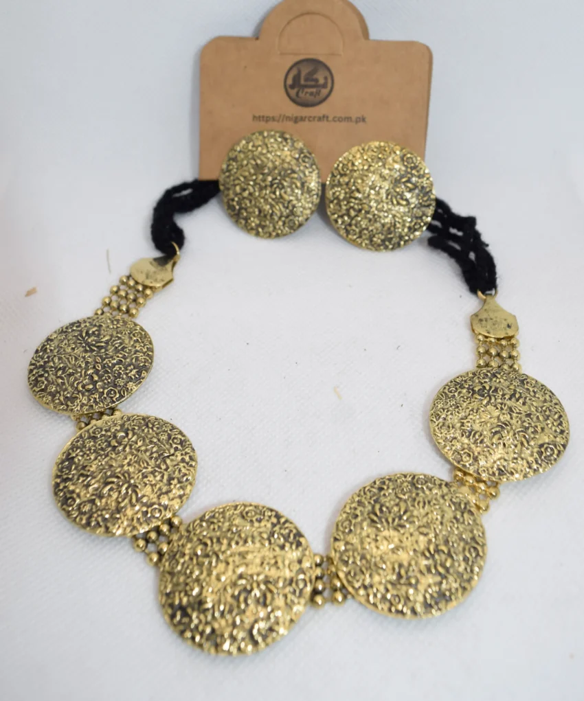 Antique Gold Choker Necklace