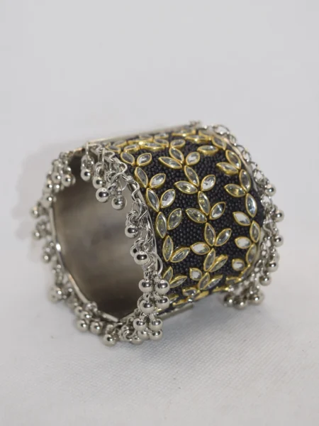 Kundan Broad Bracelet (1)