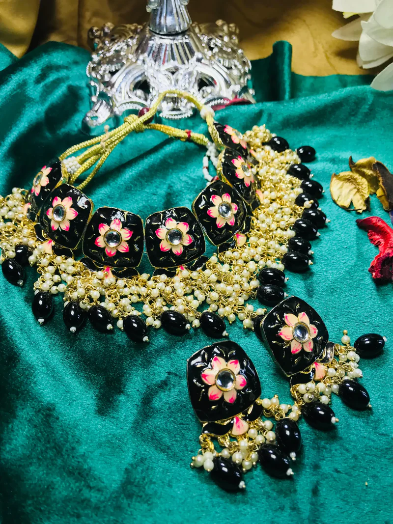 Kundan Choker Set Pakistan