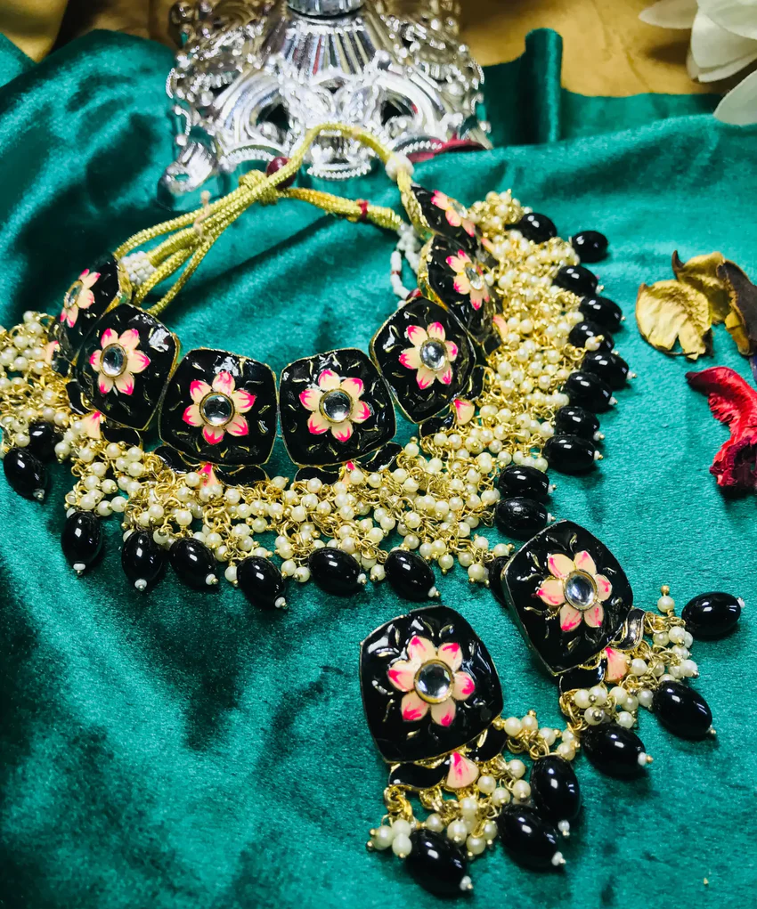 Kundan Choker Set Pakistan