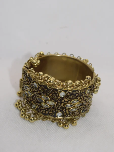 Kundan Kada Bracelets (2)