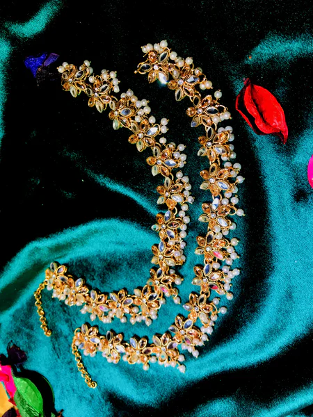 Perfect Anklets for Girls