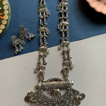 Ravishing Long Mala Pendant Set