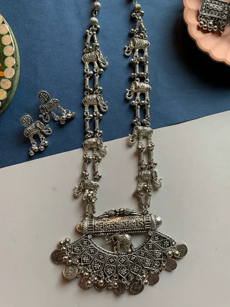 Ravishing Long Mala Pendant Set