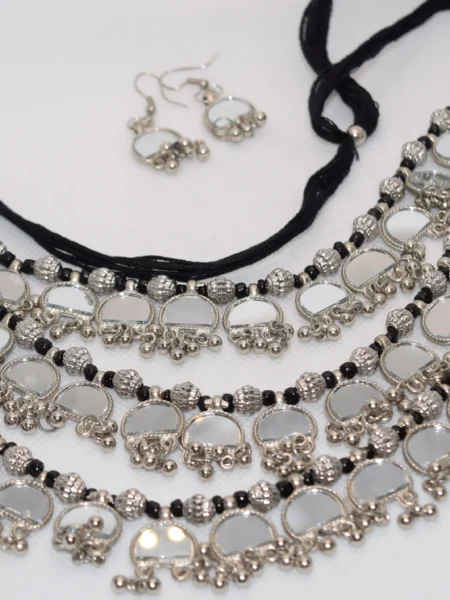 Silver Mirror Necklace Set