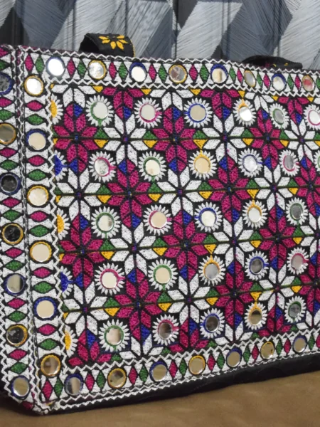 Sindhi Mirror Bag (1)