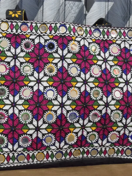 Sindhi Mirror Bag (1)