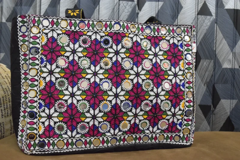 Sindhi Mirror Bag (1)