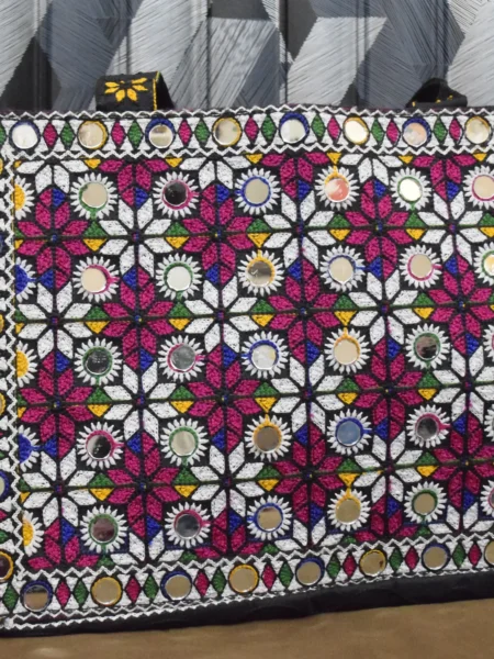 Sindhi Mirror Bag (1)